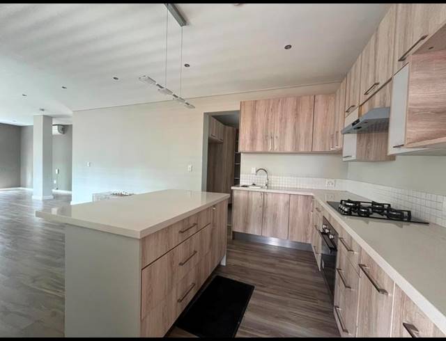 3 BEDROOM PROPERTY TO RENT IN MENLO PARK